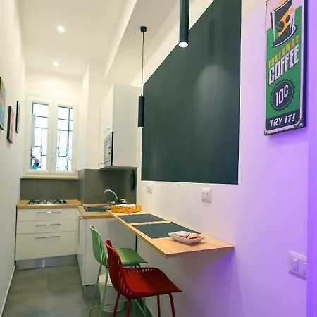 Napolitan Pop House فندق مبيت وإفطار 3*