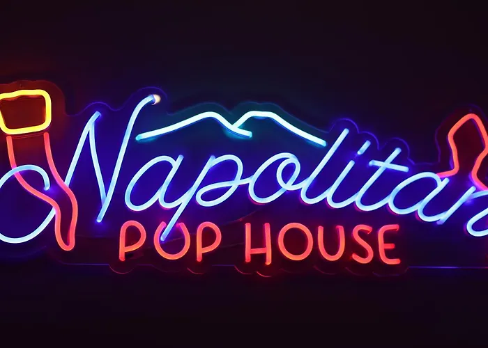 ベッド・アンド・ブレックファスト Napolitan Pop House